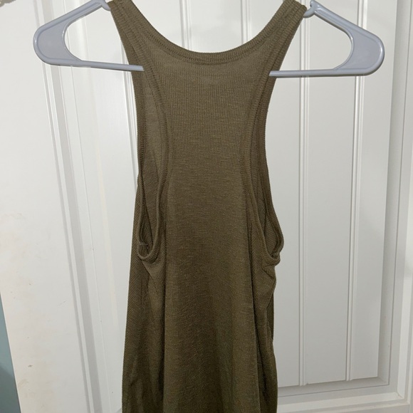 Free People tank top 💚 - Picture 2 of 2